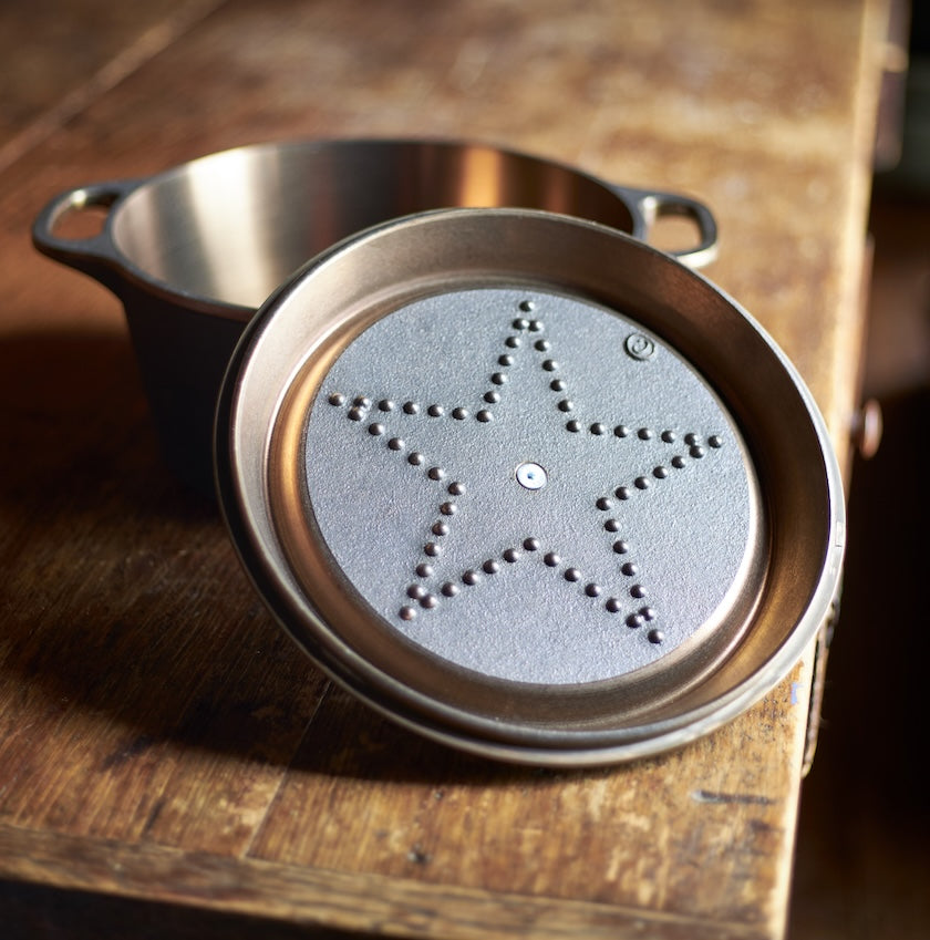 No. 10 Cast Iron Dutch Oven (Pre-Order)