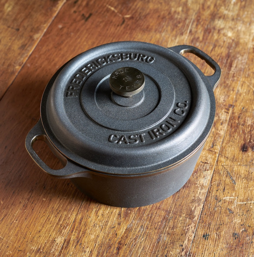 No. 10 Cast Iron Dutch Oven (Pre-Order)