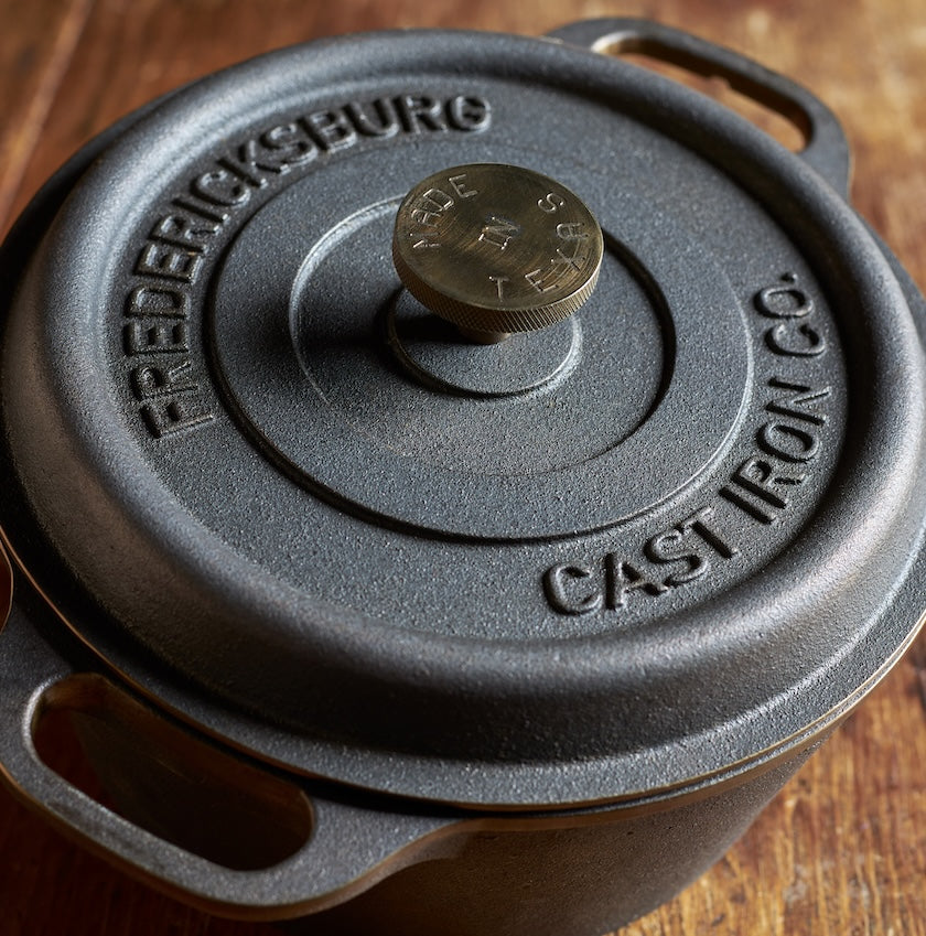 No. 10 Cast Iron Dutch Oven (Pre-Order)