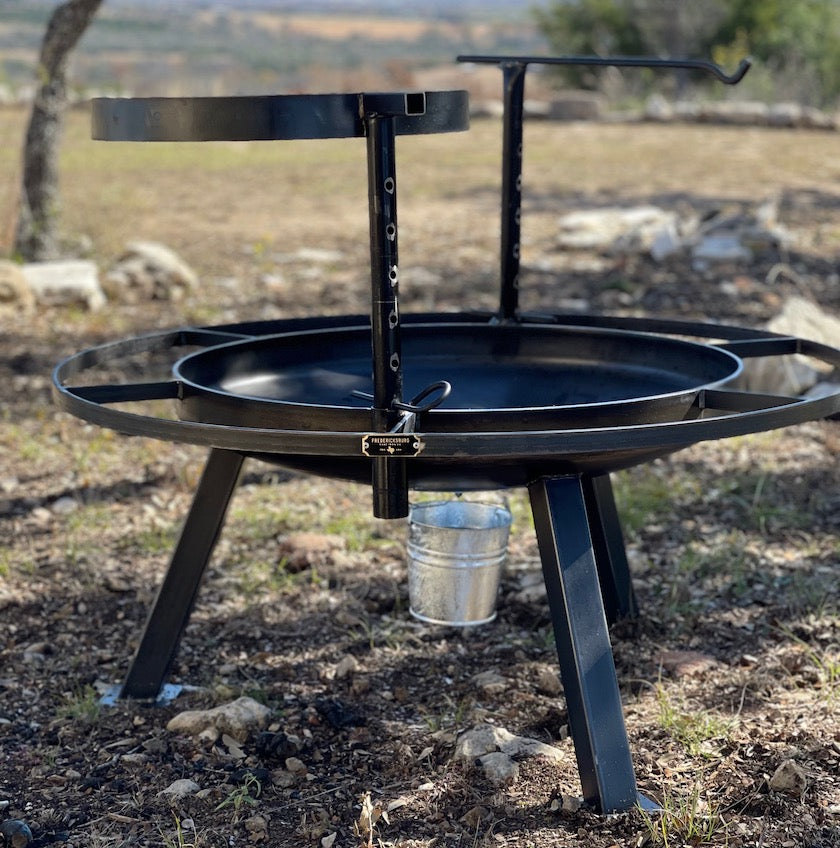 Fire Pit with Boot Rail – Fredericksburg Cast Iron Co.